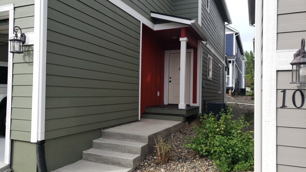 Building Photo - 1006 Pendulum Lane