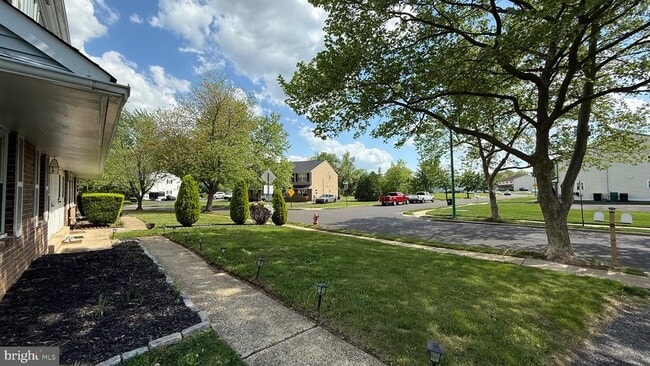 Building Photo - 3300 Johns Ct