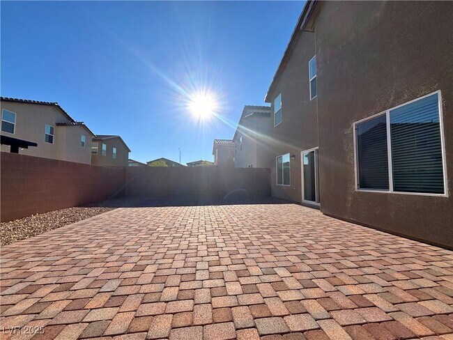 Building Photo - 4567 Merlot Hls Ave