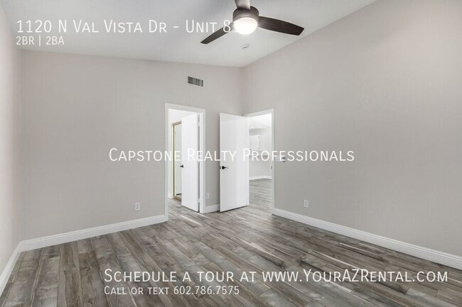 Building Photo - 1120 N Val Vista Dr