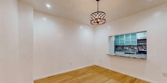 Building Photo - 13102b 40th Rd