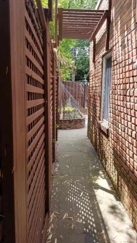 Building Photo - 4436 Q St NW