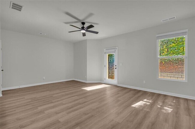 Building Photo - 4289 Arcadia Dr