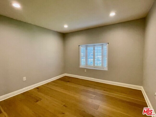 Building Photo - 1080 Finrod Ct