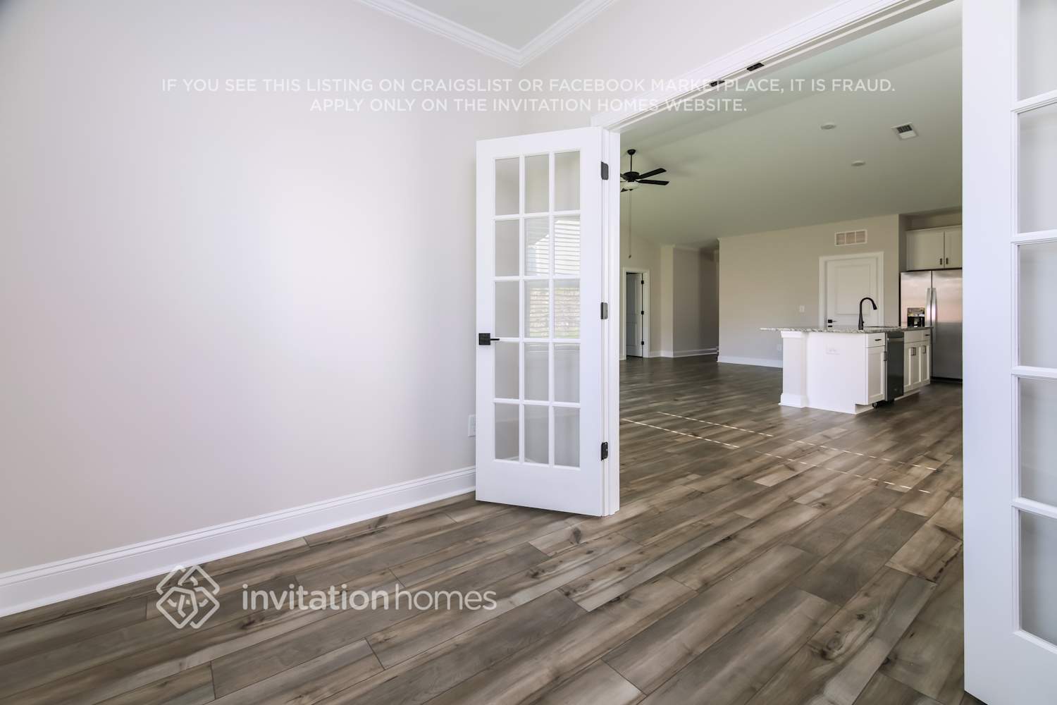 Building Photo - 404 Azalea Gaze Dr