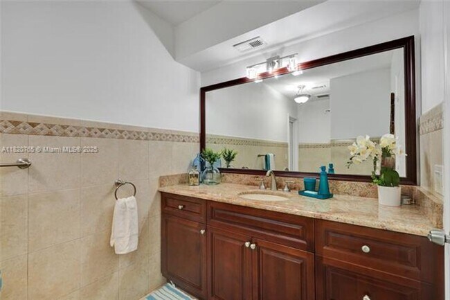 Building Photo - 7360 SW 120th St