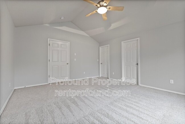 Building Photo - 17634 SW September Ln