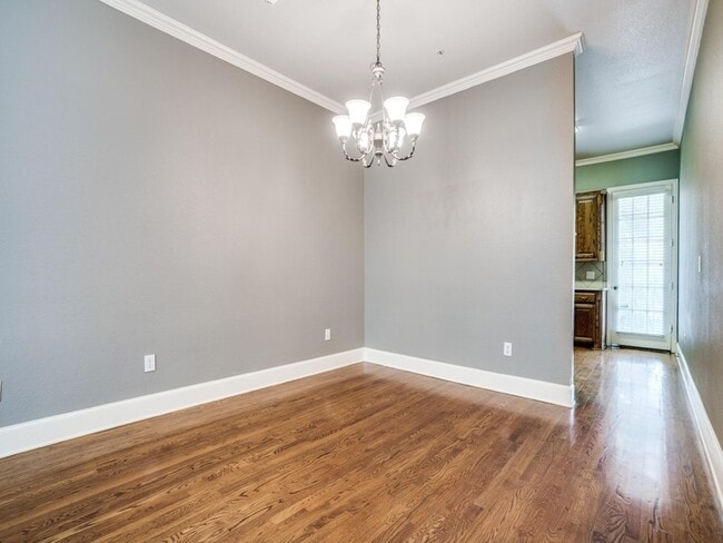 Building Photo - 5707 Lewis St