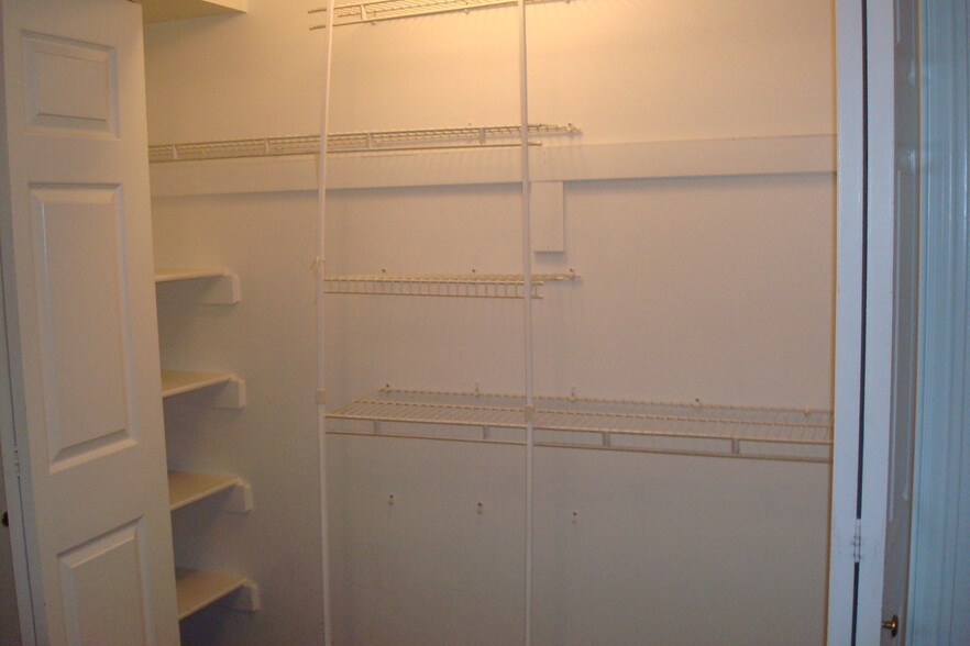 Large Bedroom Closet - 541 E 500 N