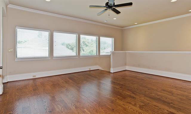 Building Photo - 4927 Oak Knoll Ln