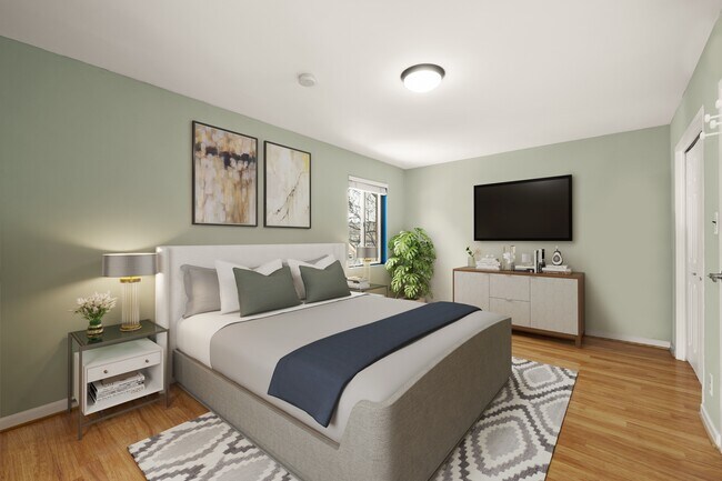 Building Photo - 1031 Michigan Ave NE