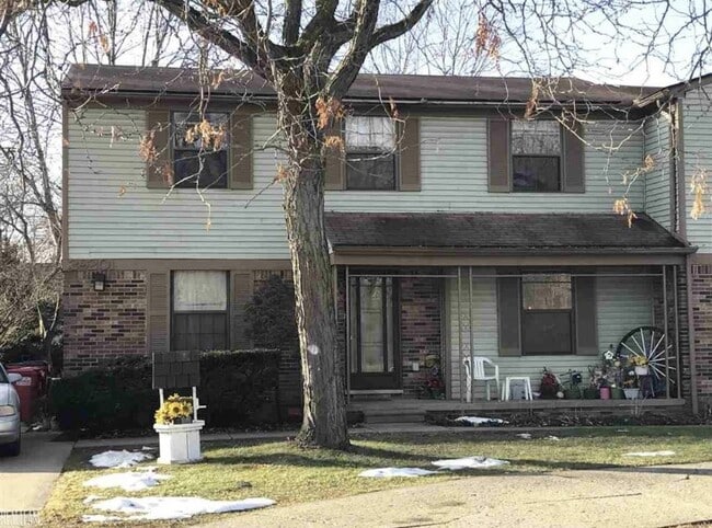Building Photo - 39201 Jefferson Ave