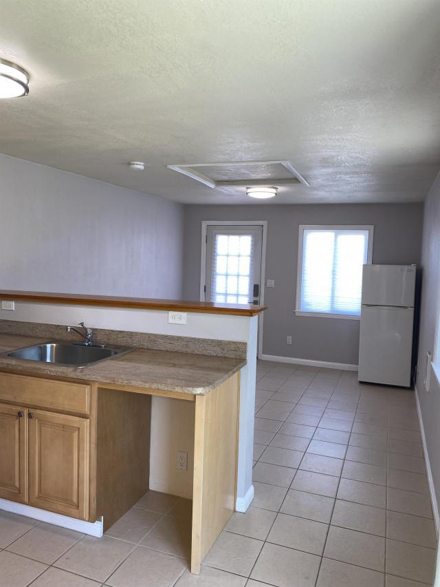 Building Photo - 1 bedroom in San Leandro CA 94578