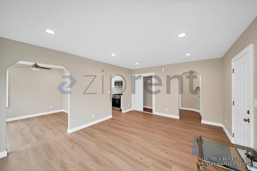 Building Photo - 1316 Miller Ave