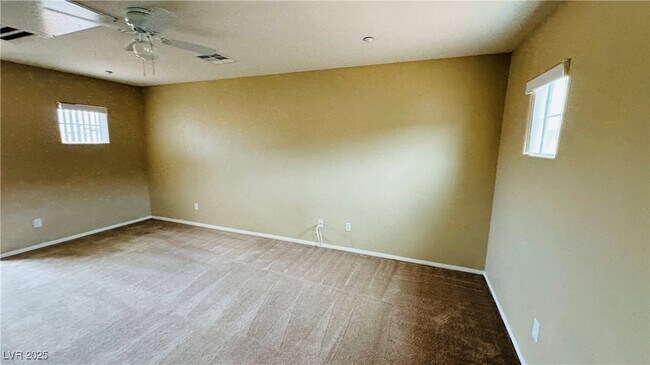 Building Photo - 1525 Spiced Wine Ave