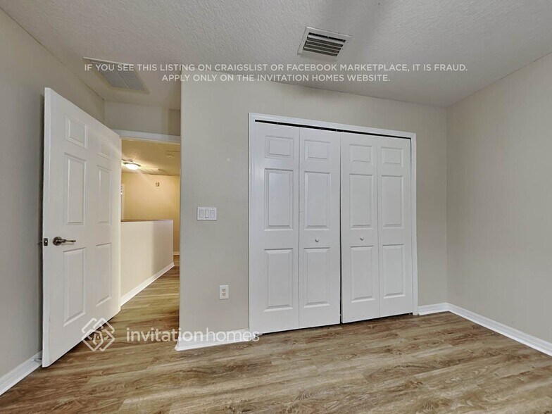 Building Photo - 4453 Creekside Dr