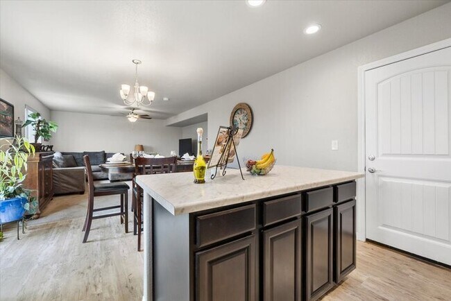 Building Photo - 10715 Horton Dr