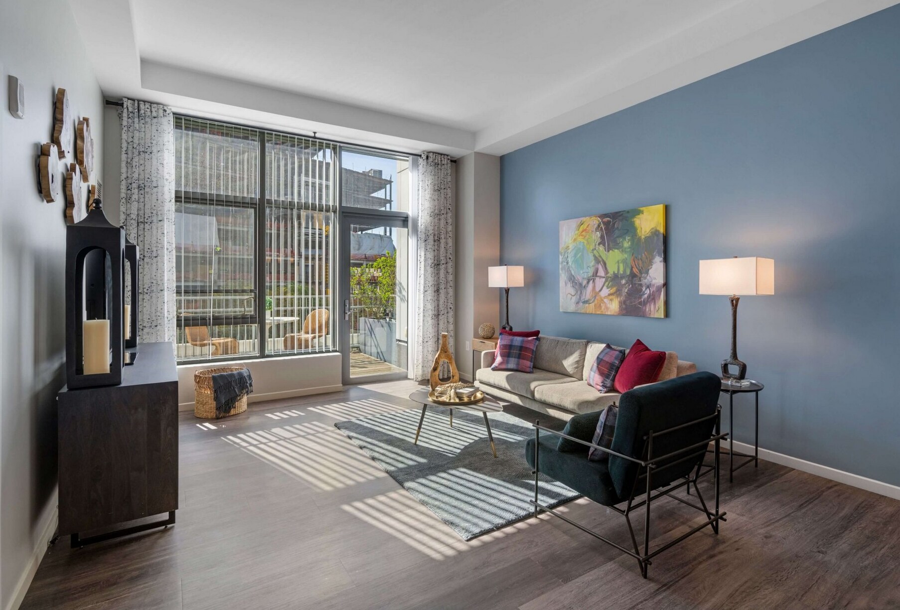 Building Photo - 20 Child St