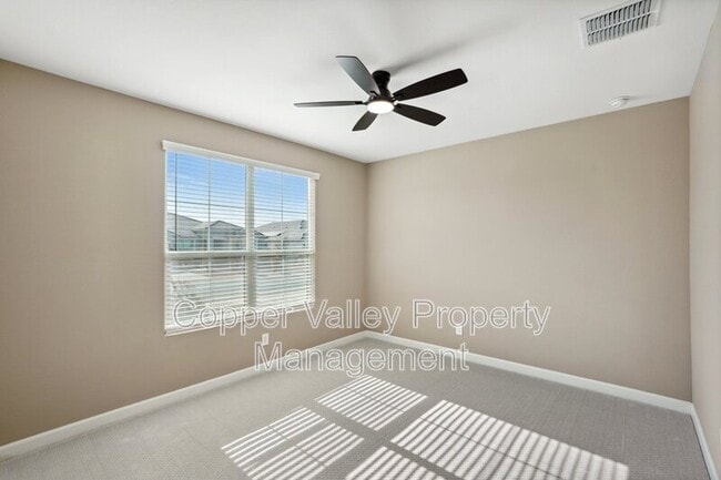 Building Photo - 44478 W Palo Abeto Dr