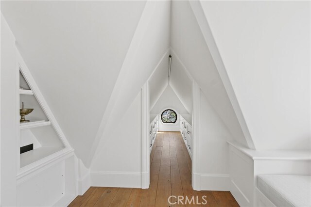 Building Photo - 464 Holly St