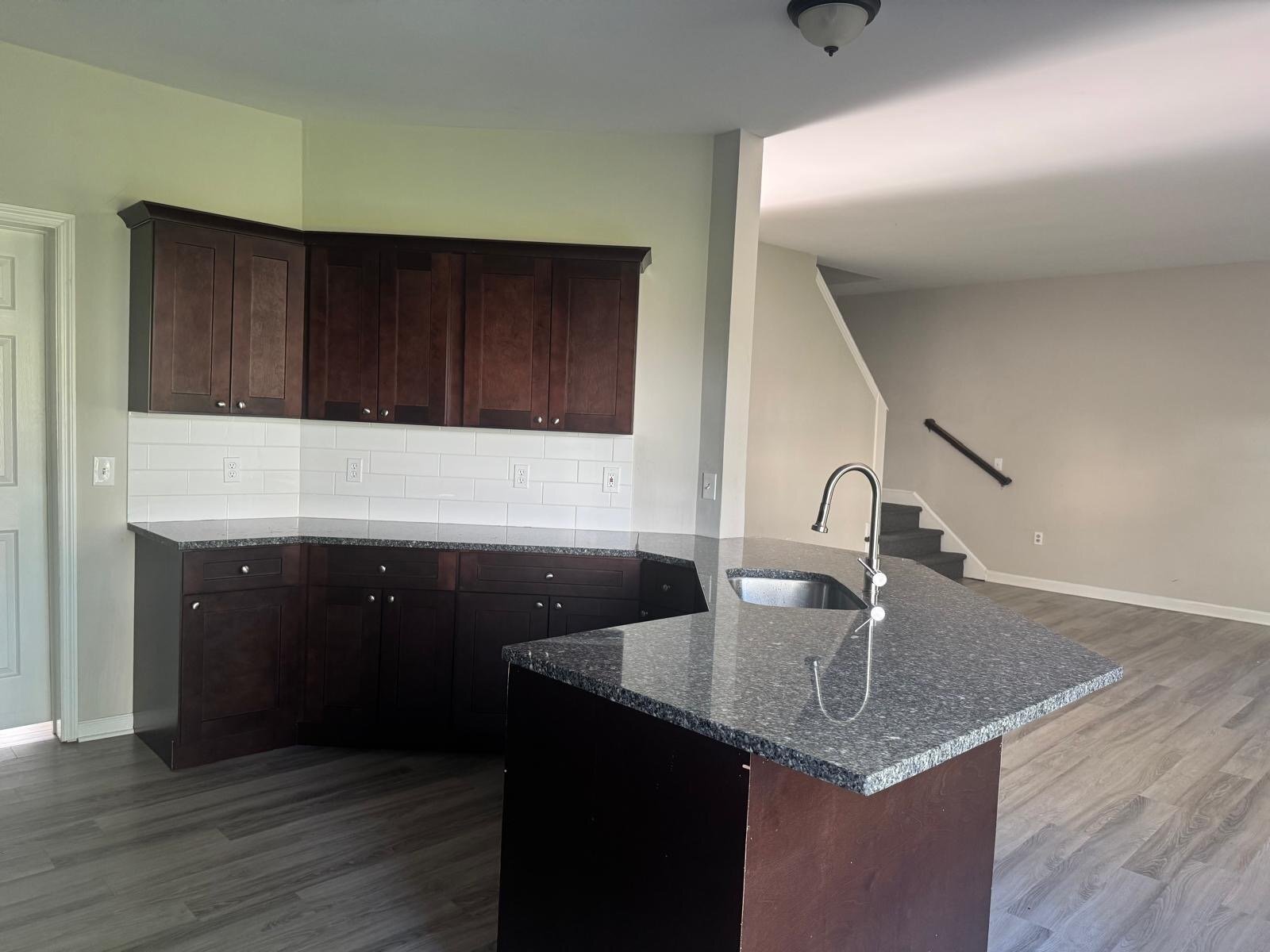 Building Photo - 32 Southwind Dr