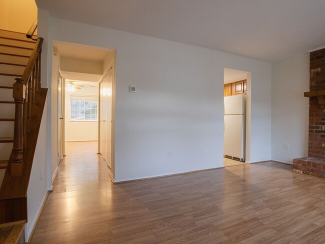 Building Photo - Beautiful 3-Bedroom Townhome with Private Backyard in Henrico