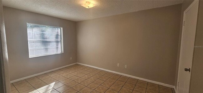 Building Photo - 335 S Osceola St