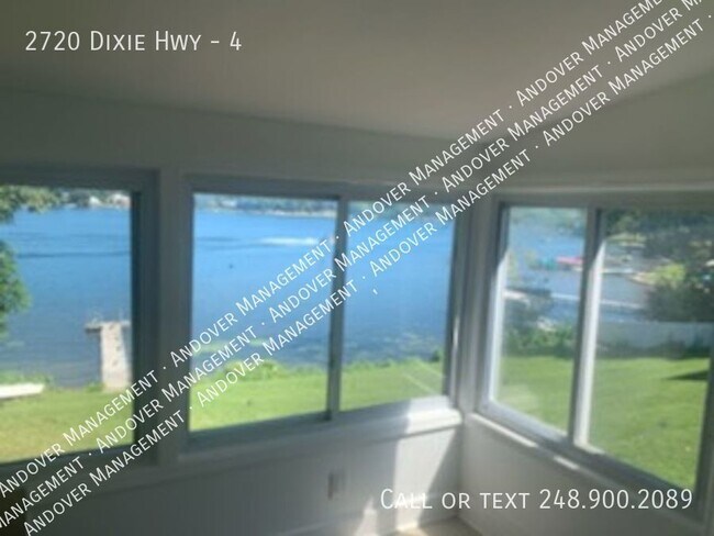 Building Photo - Silver Lake Apartments with Lake Views
