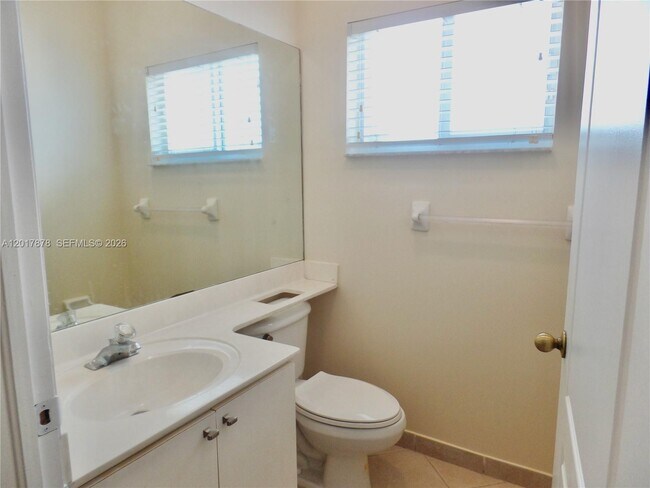 Building Photo - 12907 SW 28th Ct
