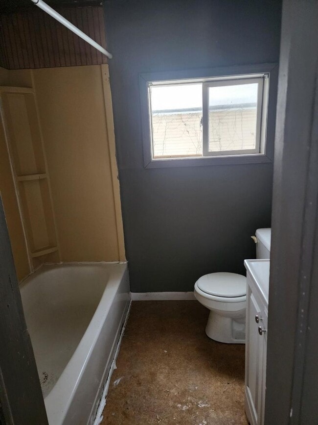 Building Photo - 1780 Superior St