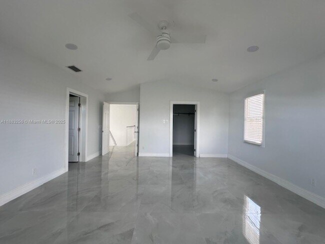 Building Photo - 8557 Windy Cir