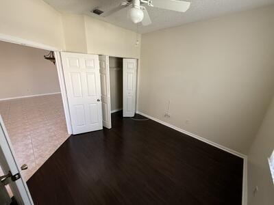 Building Photo - 10839 Madison Dr