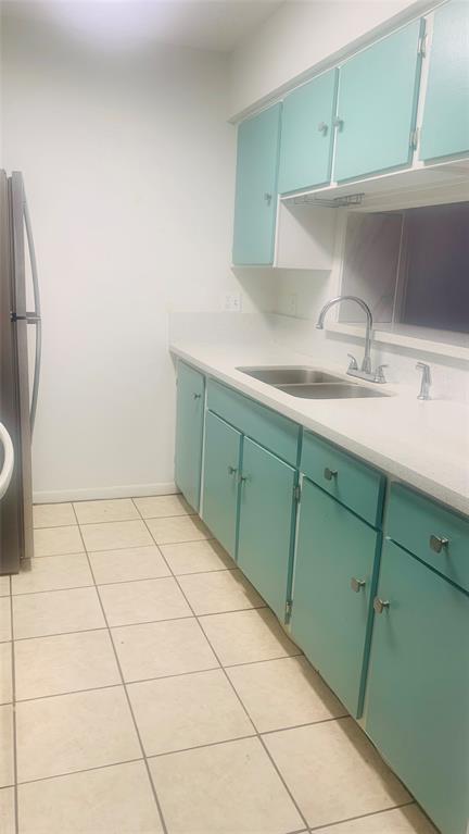 Building Photo - 10110 Forum W Dr