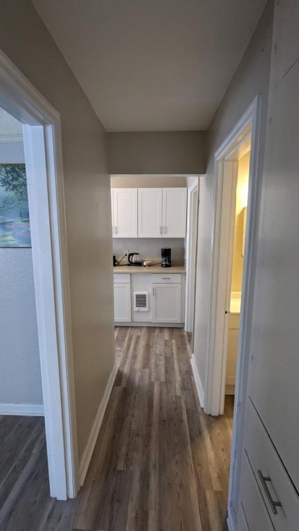 Building Photo - 1040 Howard St SE