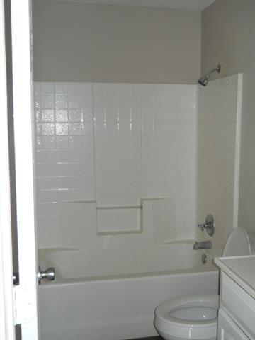 Building Photo - 1009 FM1750