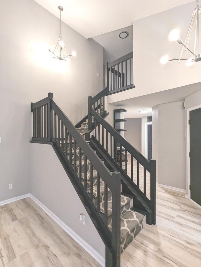 Building Photo - 21719 W Knollwood Dr