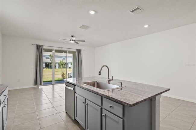 Building Photo - 33055 Tulip Petal Ln
