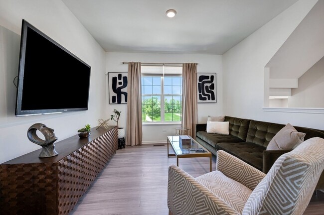 Building Photo - 605 Brook Ct