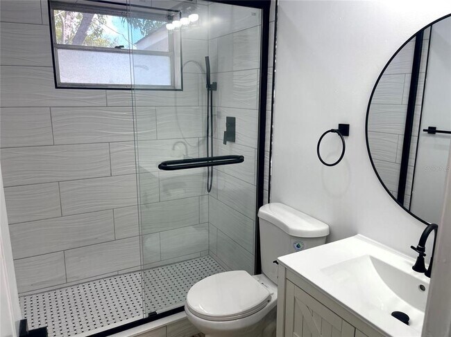 Building Photo - 3717 Belmont Blvd