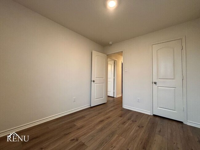 Building Photo - Coming Soon!