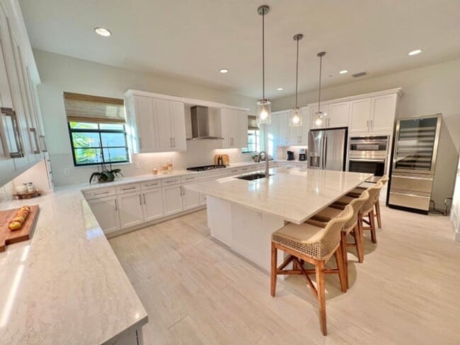 Building Photo - 5252 Beckman Ter