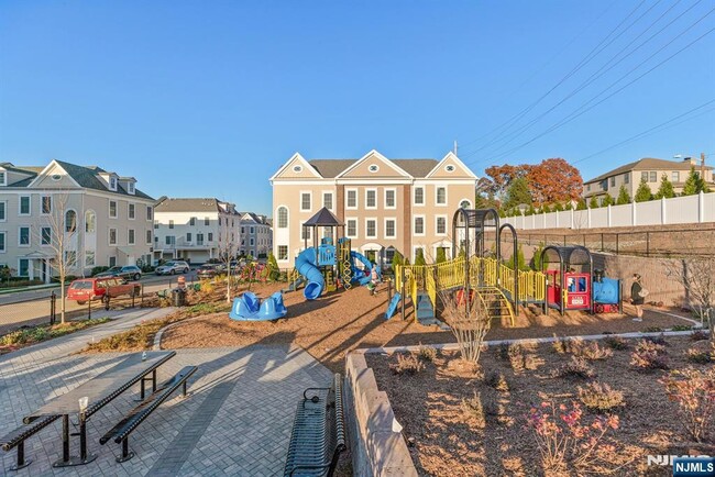 Building Photo - 1 Kennedy Ln