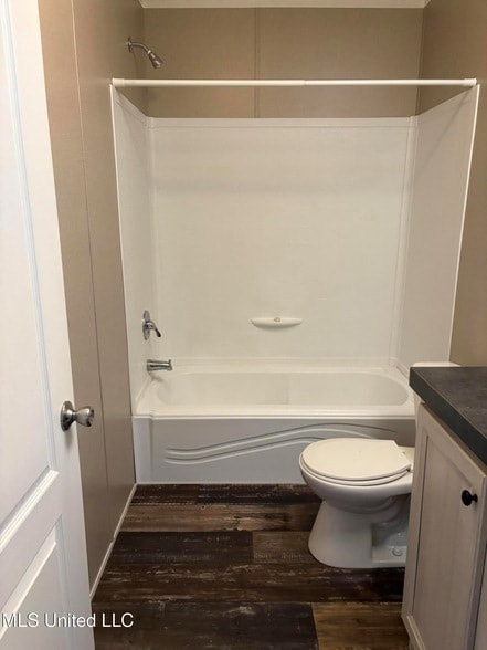 Building Photo - 1639 County Line Rd