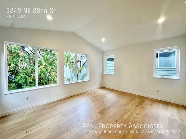 Building Photo - 3849 NE 88th St