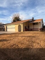 Building Photo - 2328 Apache St