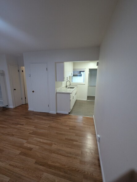 Building Photo - 1538 Arch St