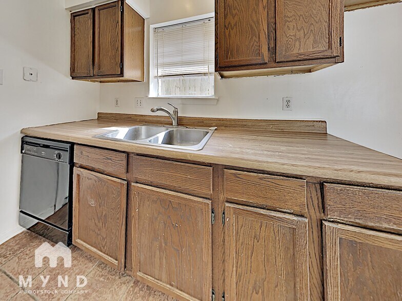 Building Photo - 4435 Algernon Dr