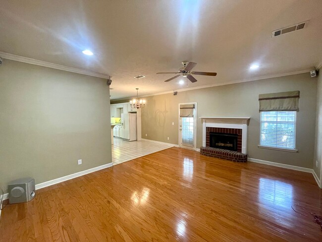 Building Photo - 3/2 Available for Rent in Ridgeland! 11 Mi...