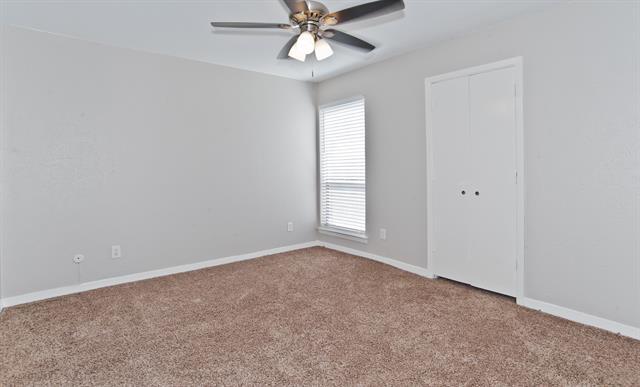 Building Photo - 7450 Holly Hill Dr