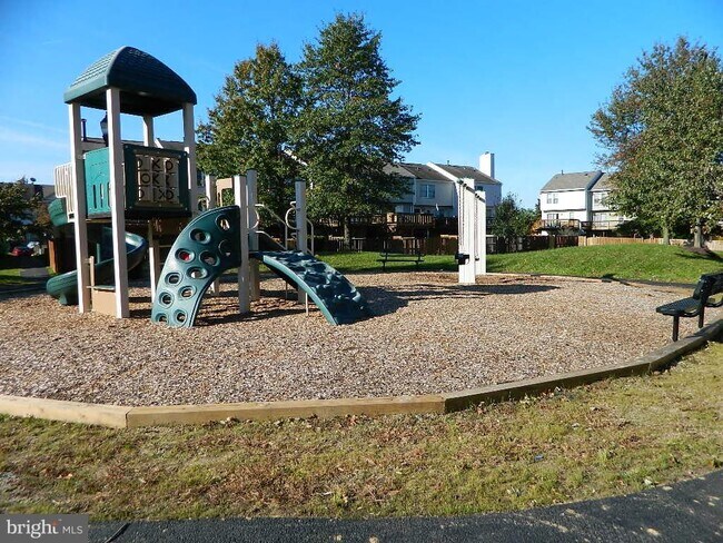 Building Photo - 2443 Warm Spring Way